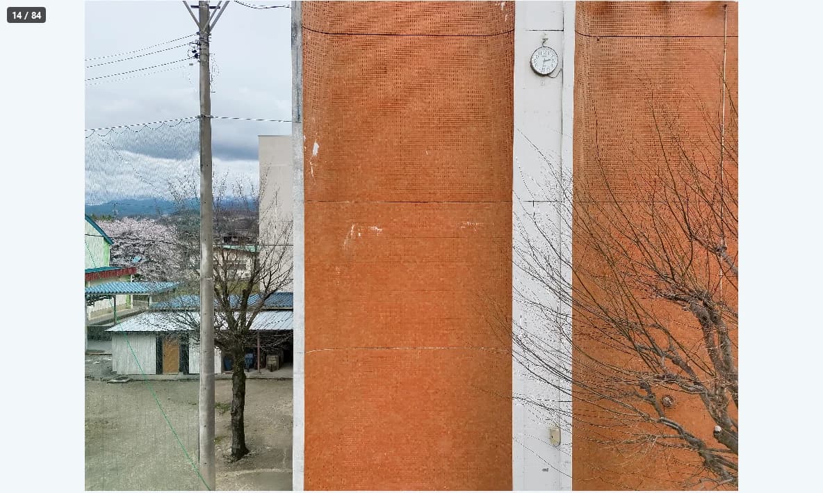 Normal versus full visible display